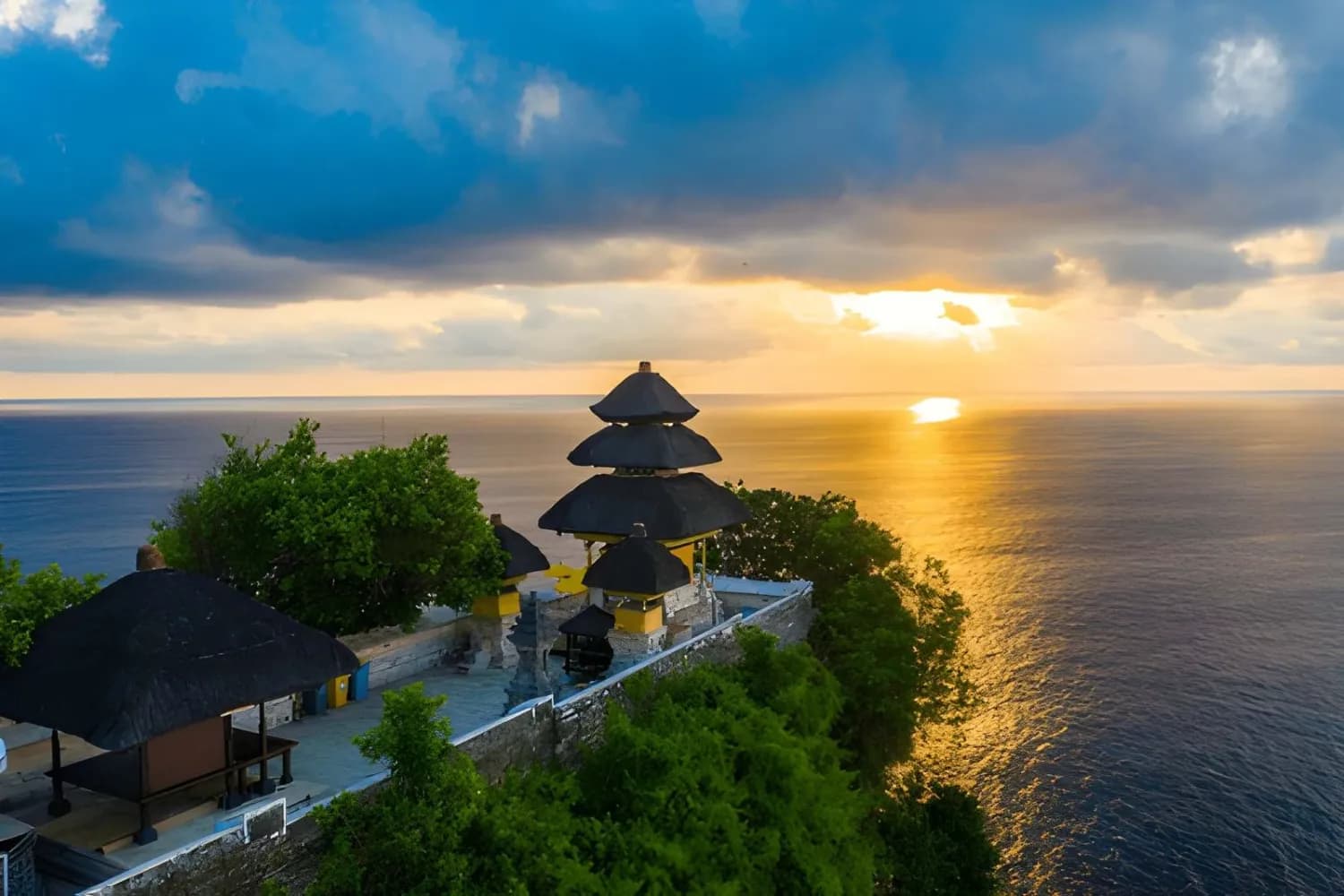Sunset View at Uluwatu Temple