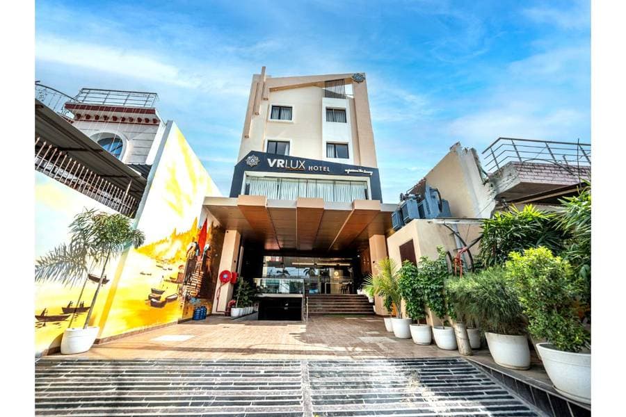 hotel vr luxa varanasi