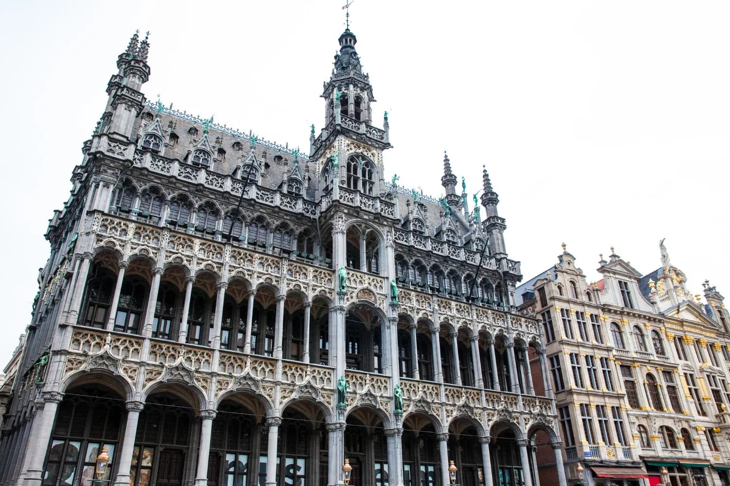 Romantic Europe - Eiffel, Grand Palace & Dutch Delights