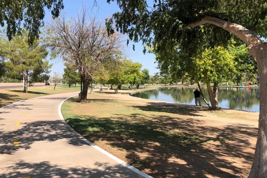 Lakeside Walking Paths