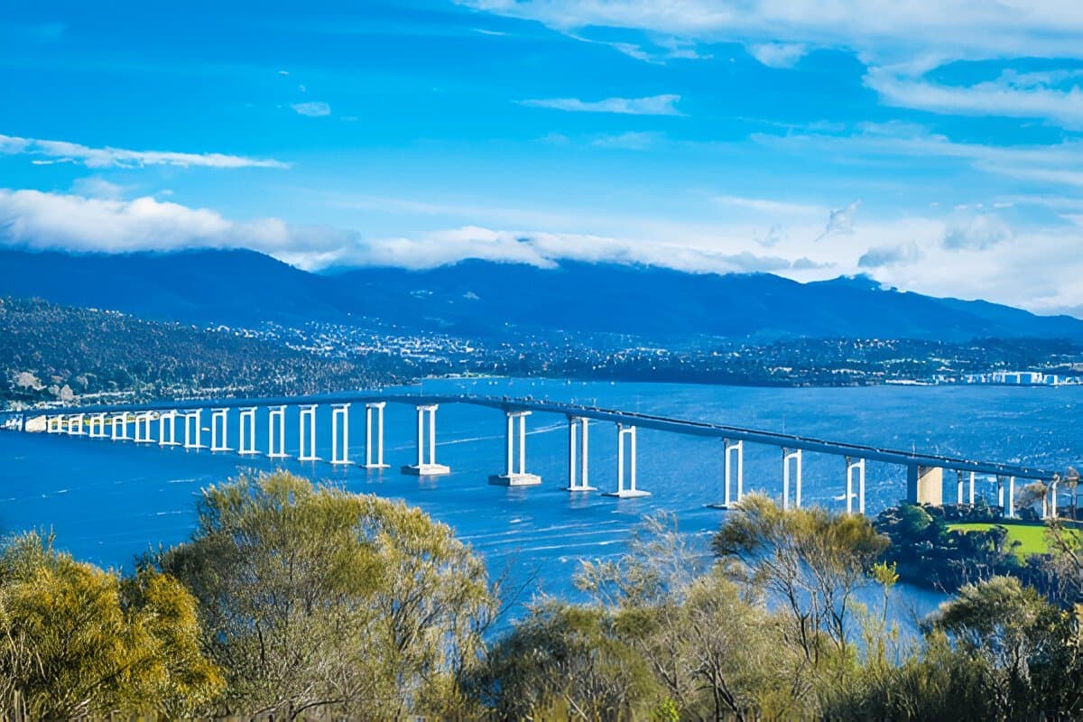 Tasman Bridge