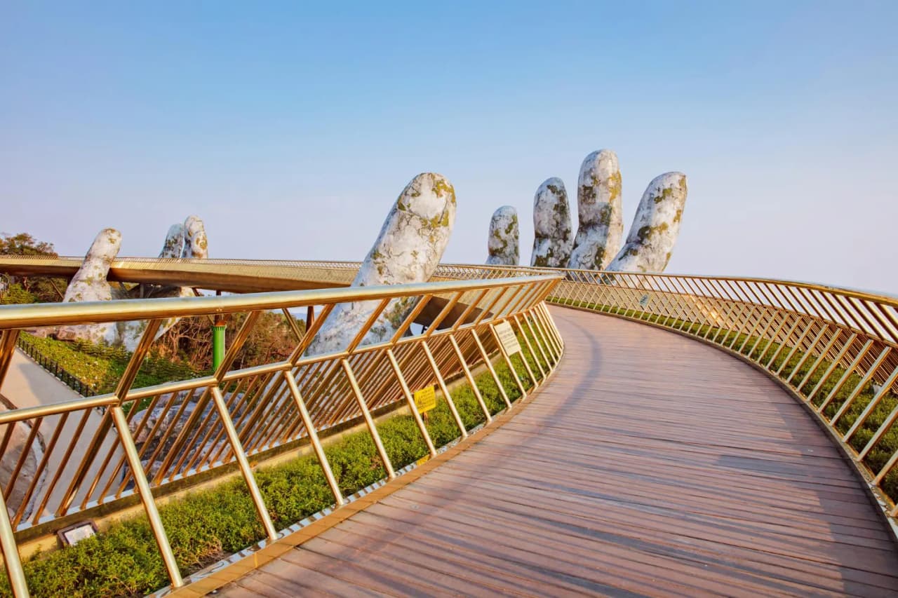 Classic Vietnam Highlights | Cu Chi History & Ba Na Hills