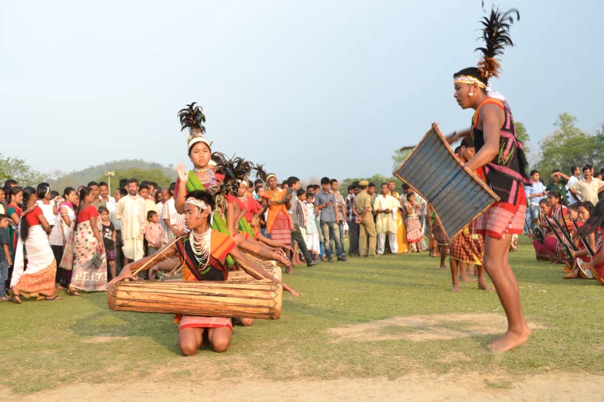 Local tribes performaning Wangala Dance
