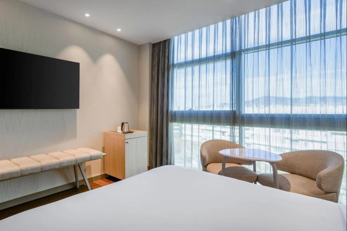 AC Hotel Som by Marriot