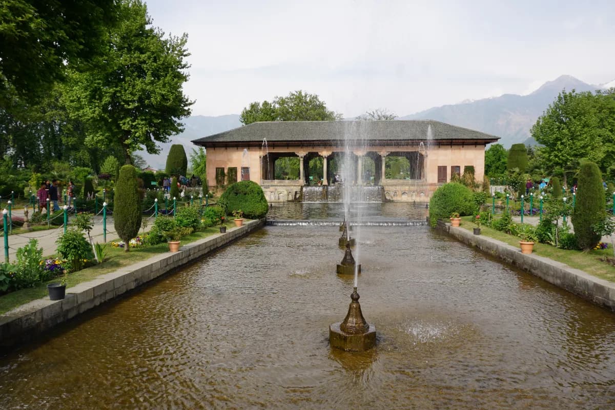 shalimar garden