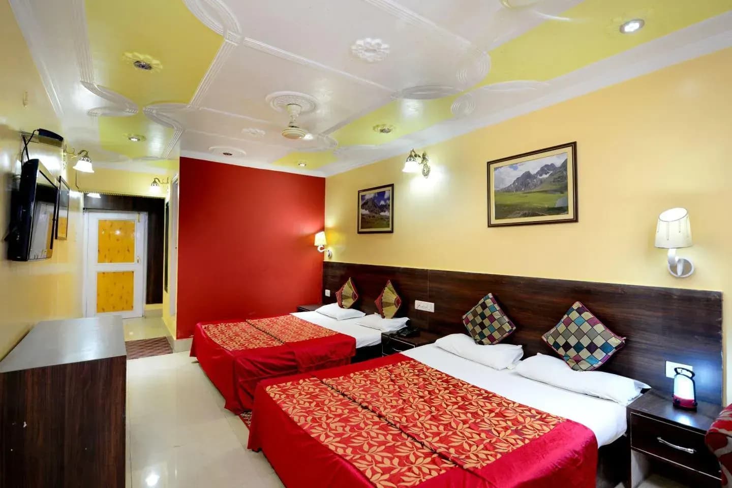star hotel of kashmir