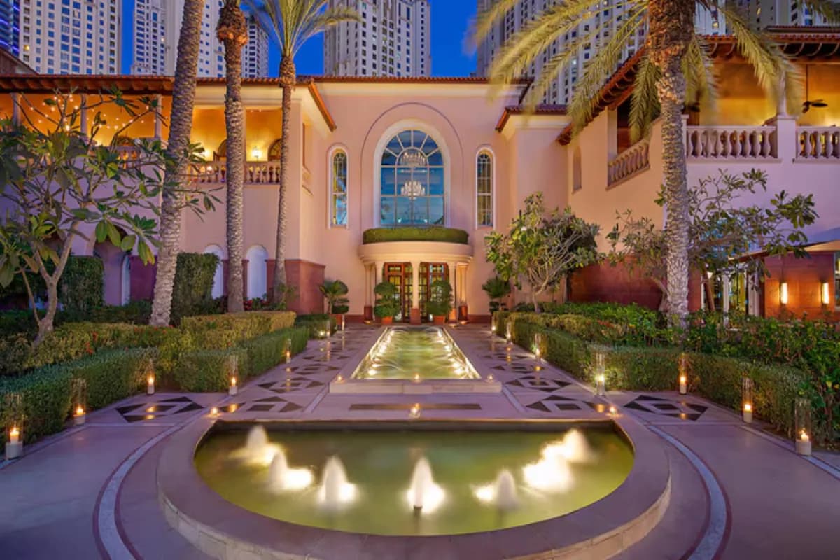 The Ritz-Carlton, Dubai