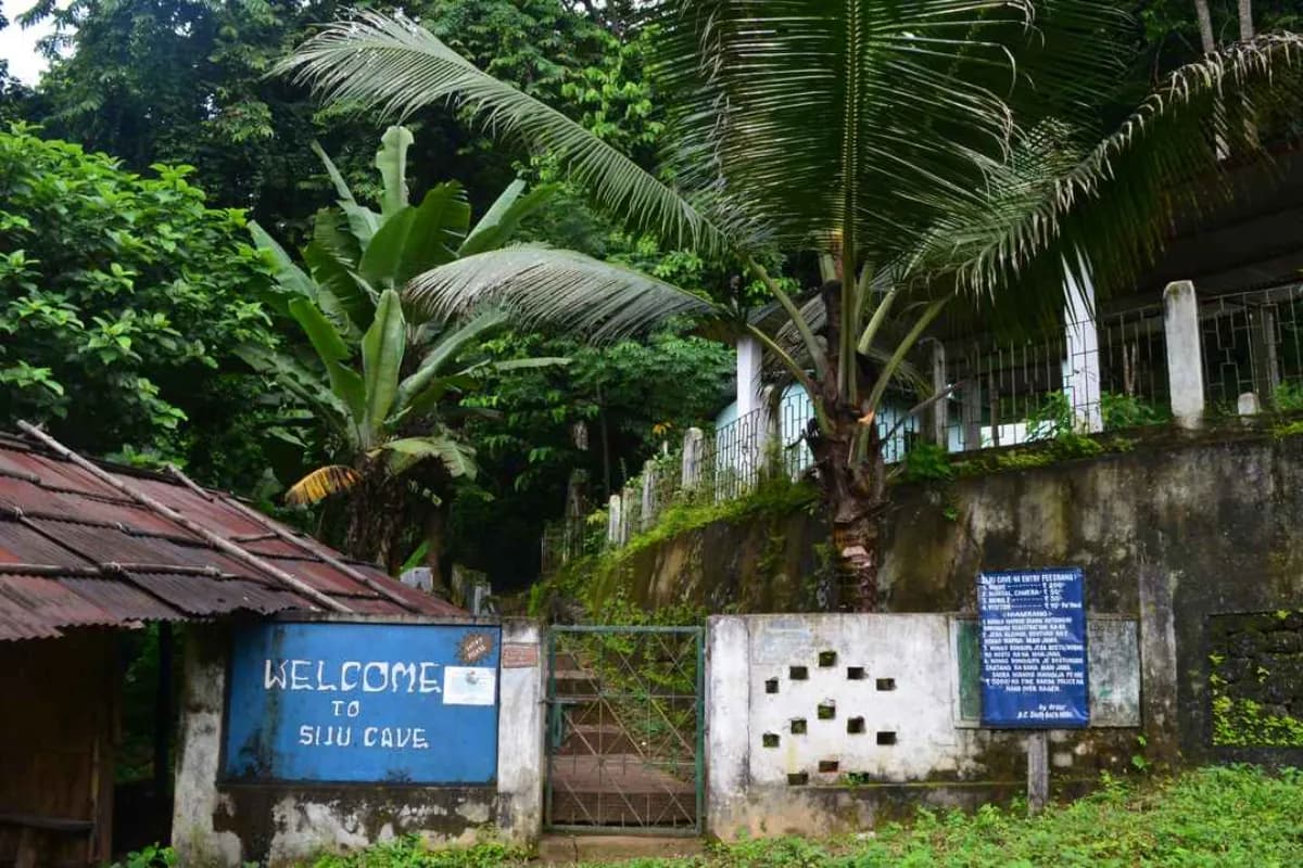 siju cave entrance gate