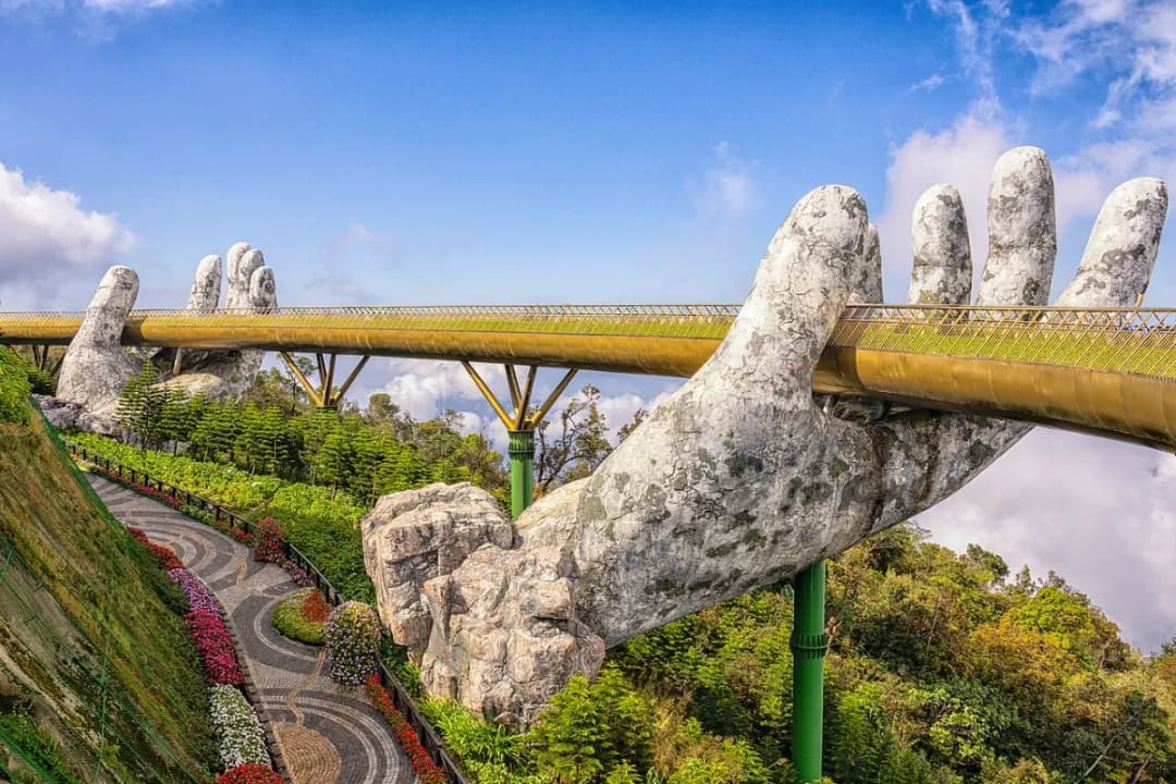 Golden Bridge Walkway