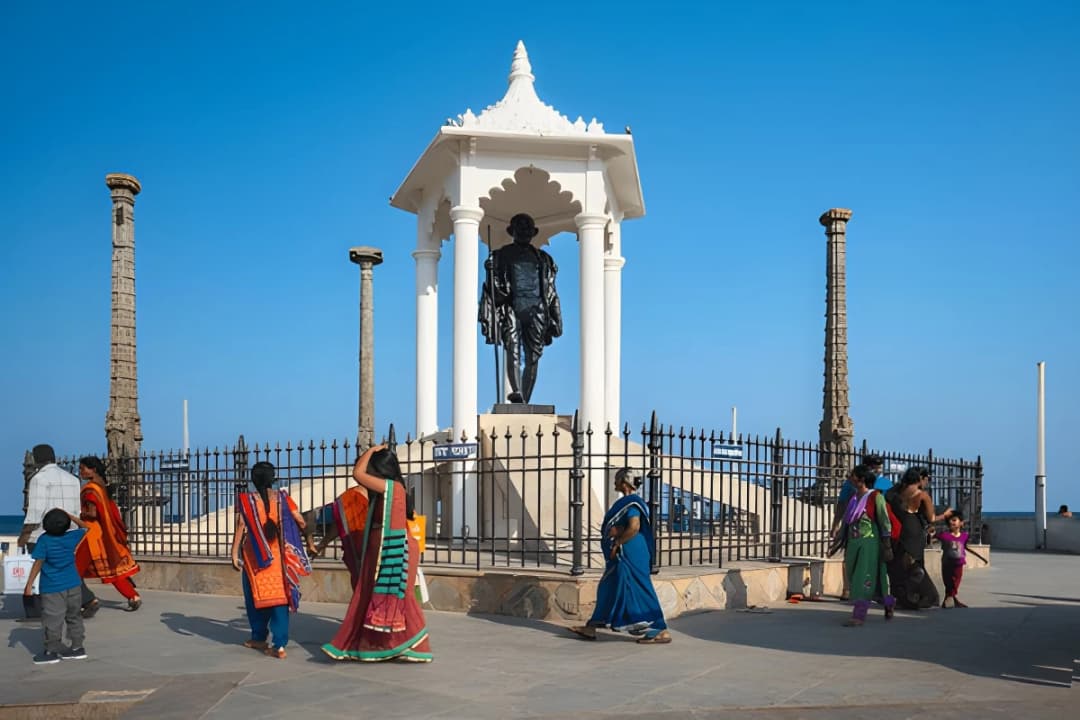 Gandhi Statue & French War Memorial