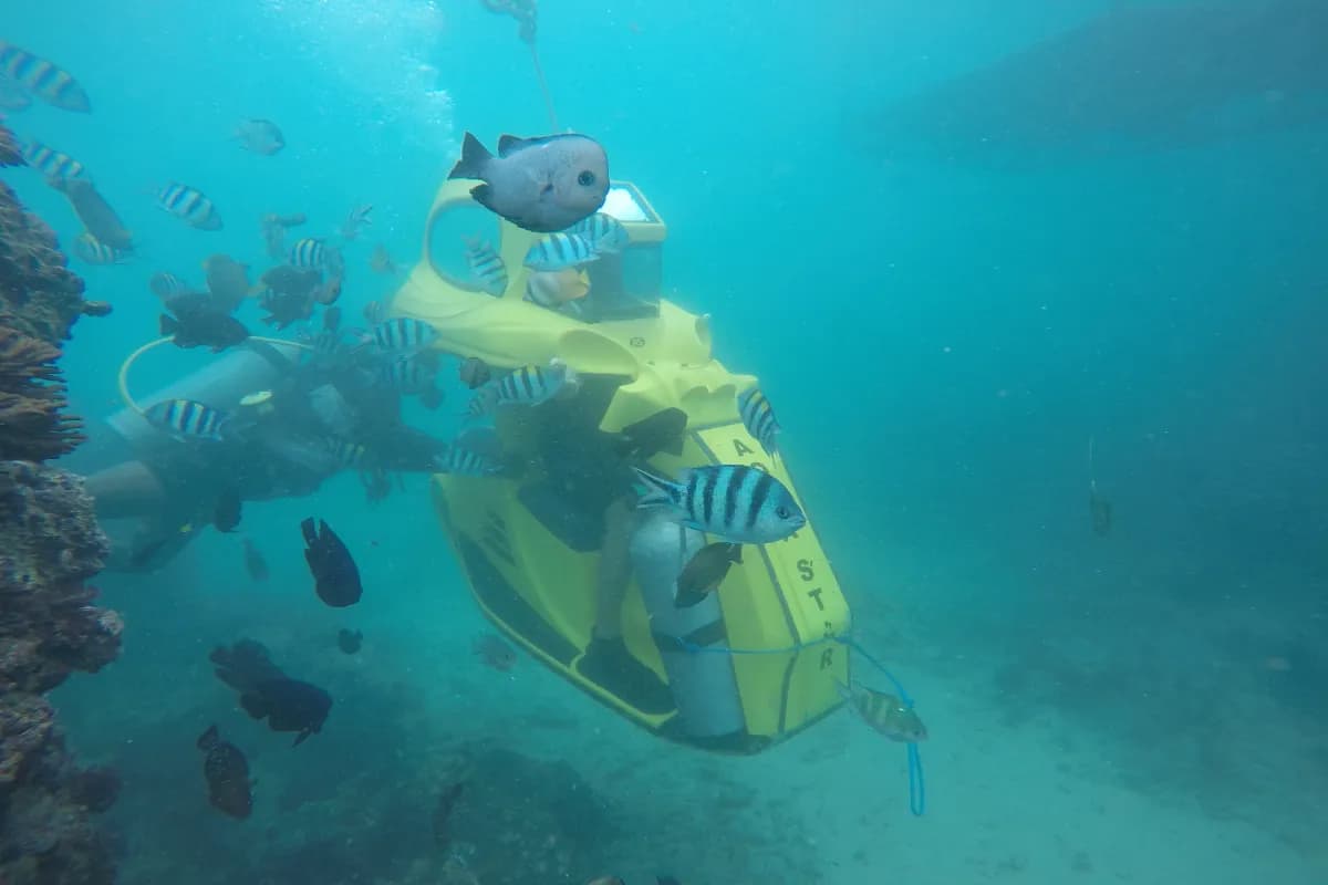 underwater scooter tour australia