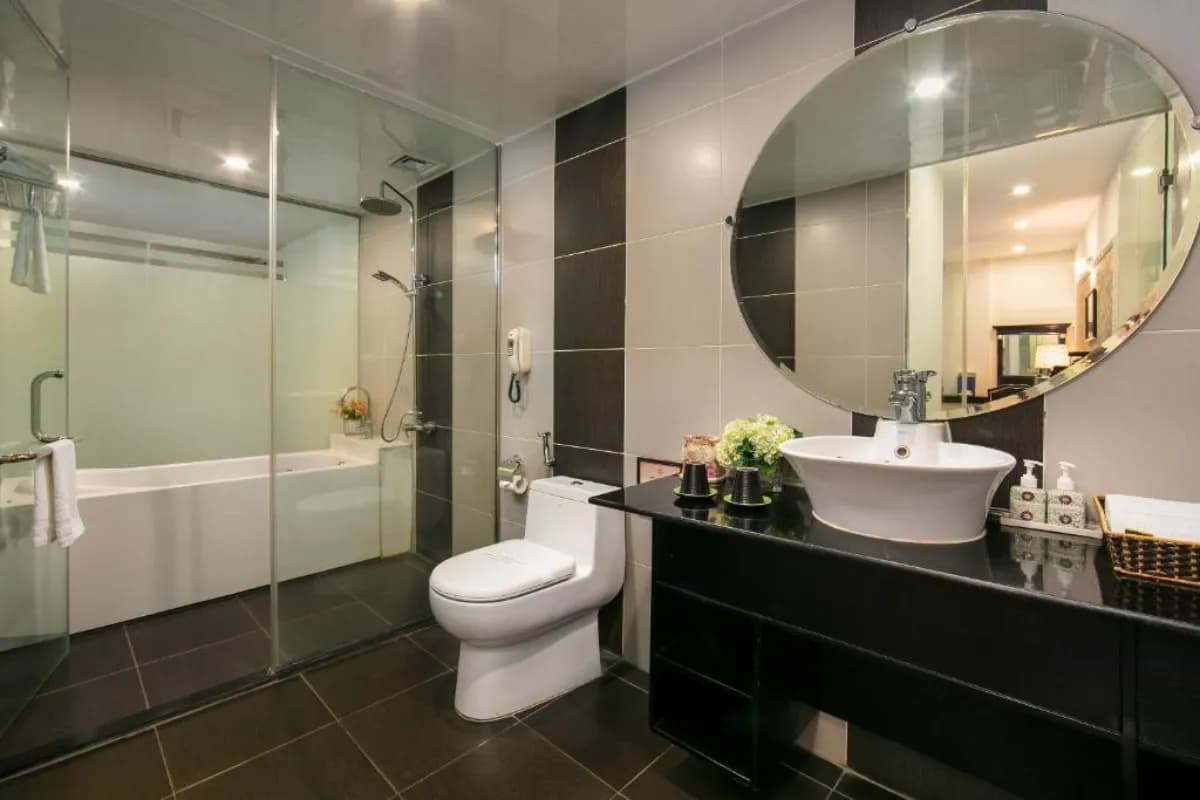 Hanoi Emotion Hotel
