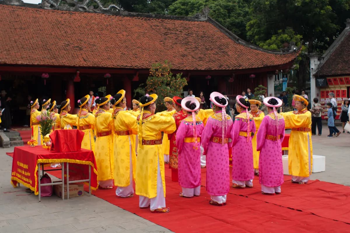 Ignoring Temple Etiquette and Cultural Basics