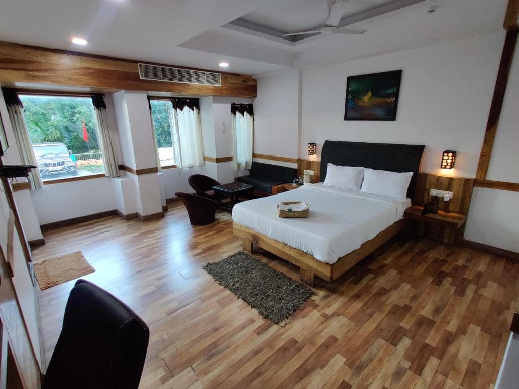 Hotel Driftwood