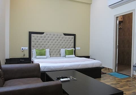 Hotel Ramprastha