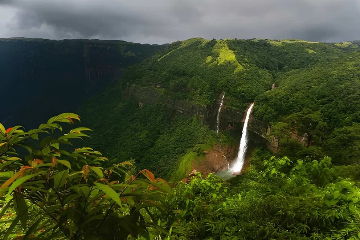 Elevated view across the Khasi hills with view of Nohkalikai waterfalls