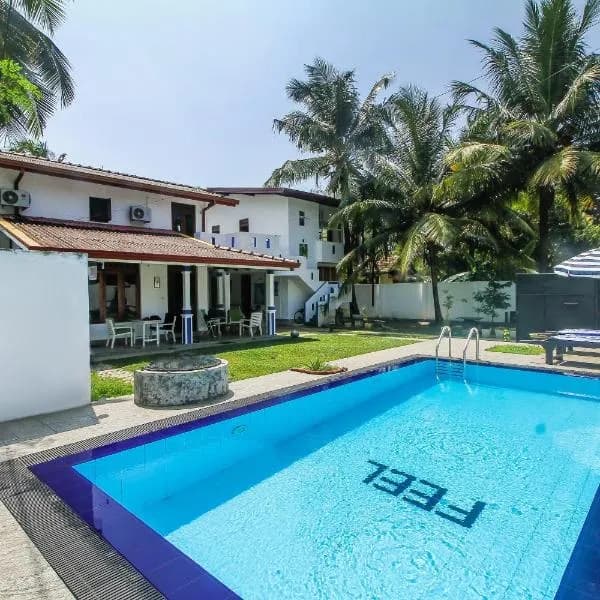 Hibiscus Beach Hotel