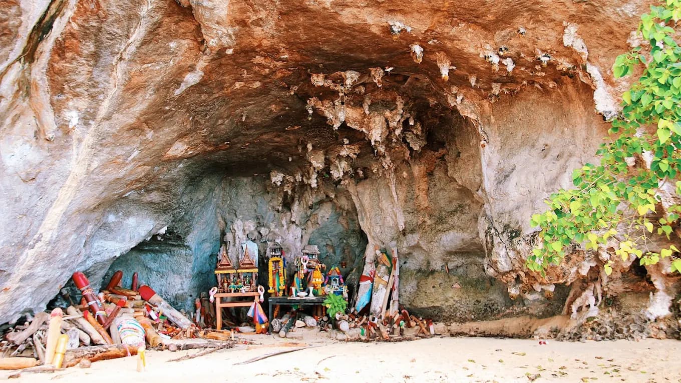 Phra Nang Cave Shrine
