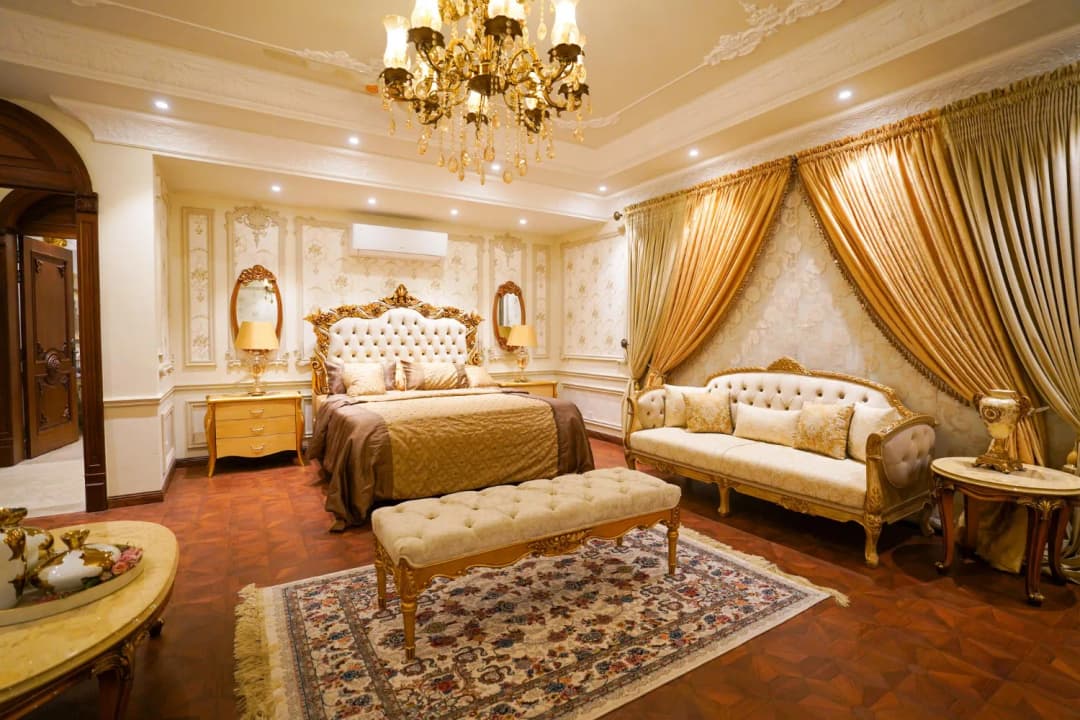 Royal Room
