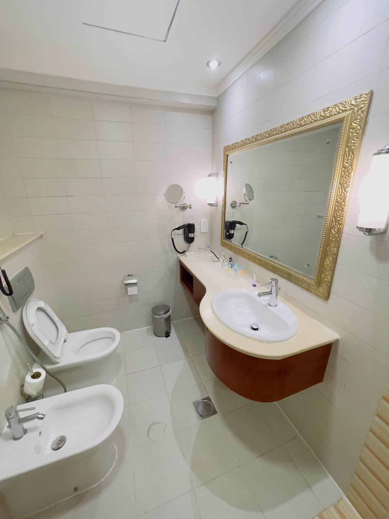 Holiday International by Excelsior