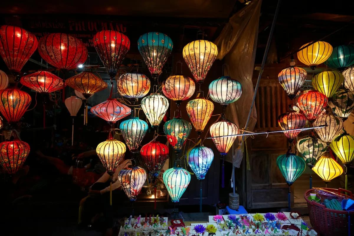 Hoi An Night Market