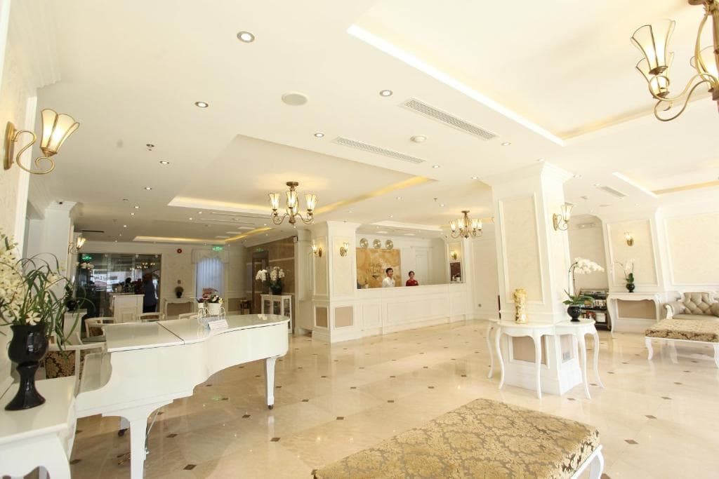 City Bay Palace Hotel