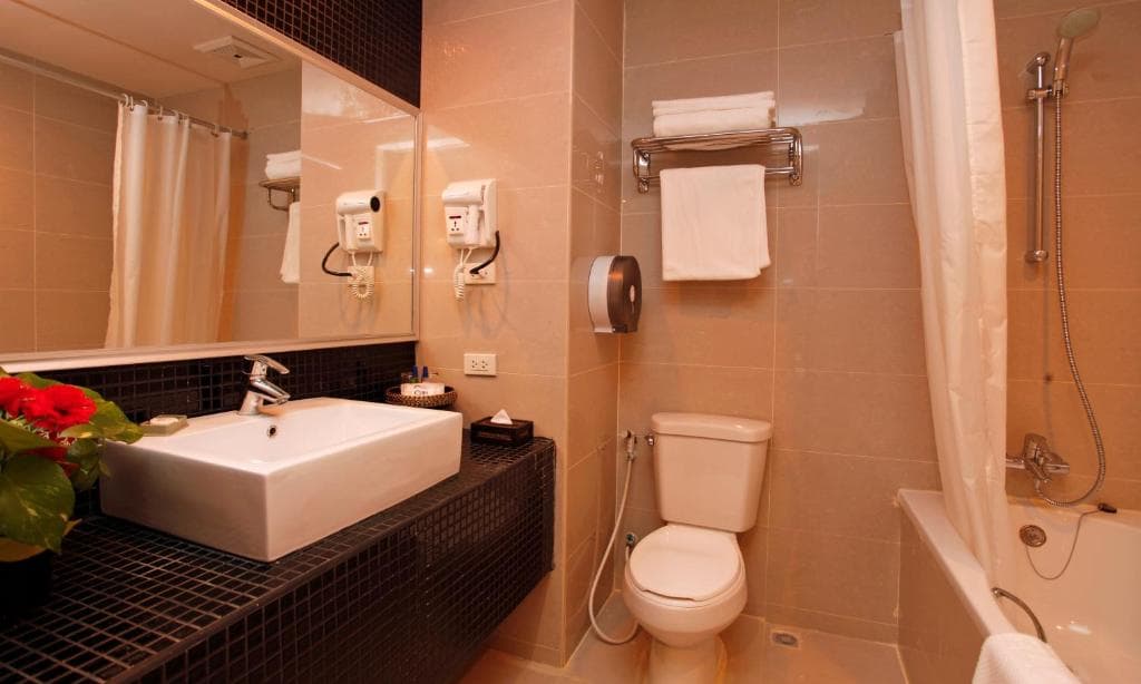 Pattaya Loft Hotel 5