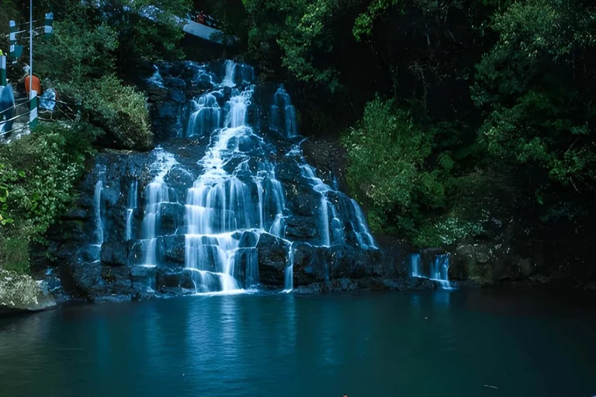 Elephant Falls