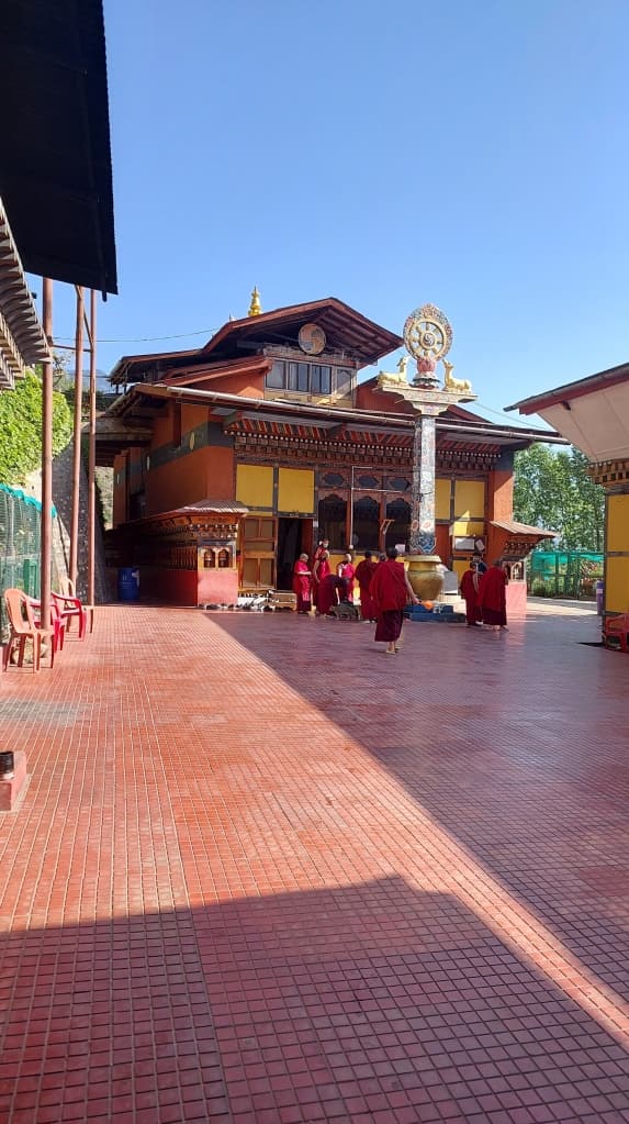 Thangthong Dewachen Dupthop Nunnery