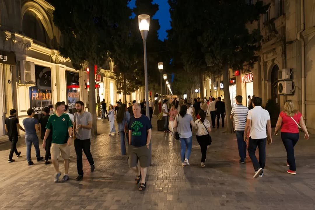 Street Performers & Artists