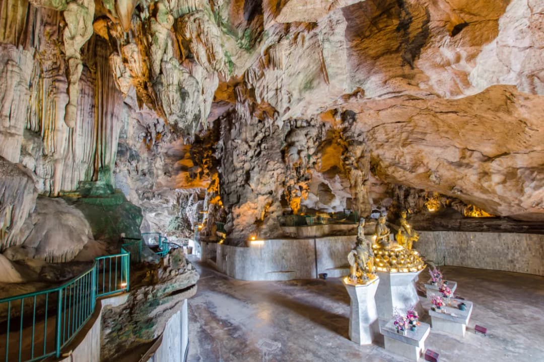 Majestic Cave Interior