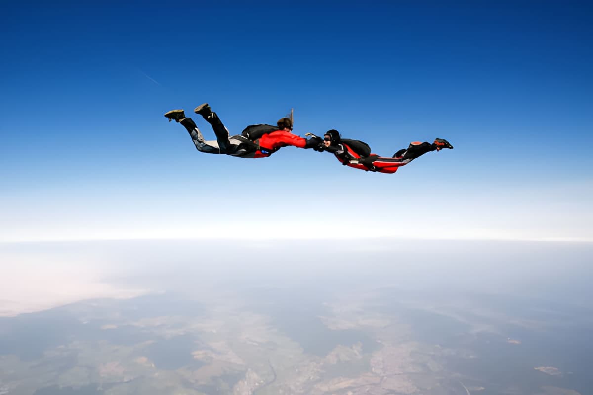 Skydiving in Dubai