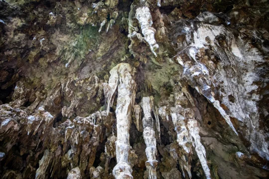 Bo Hon Island cluster of caves