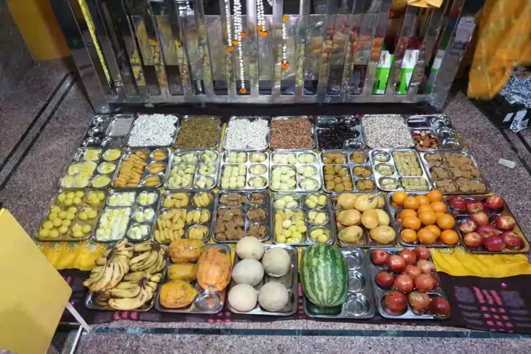 Simple Food and Offerings