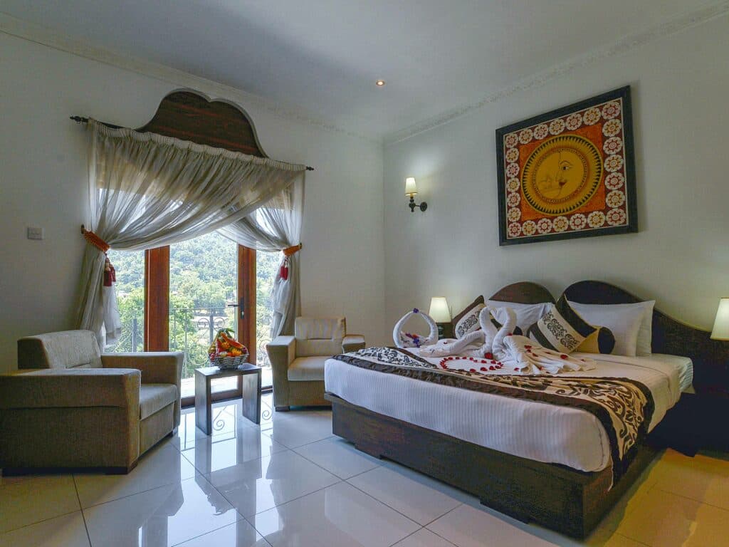 Royal Kandyan, Kandy