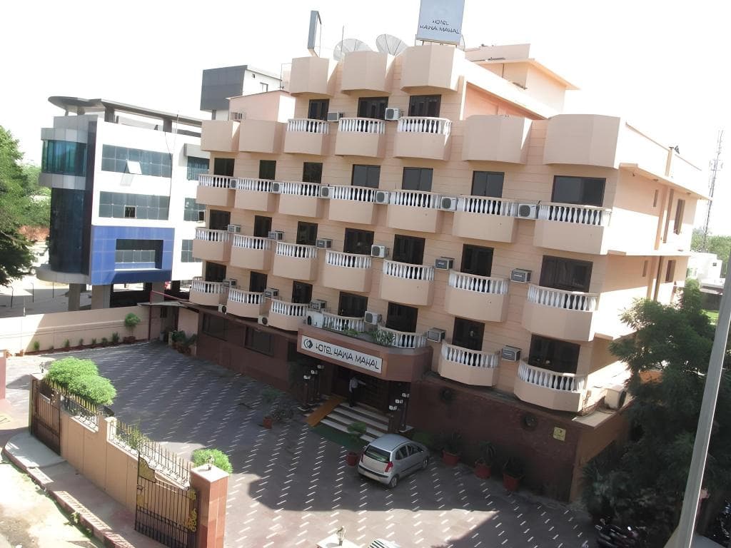 Hotel Hawa Mahal