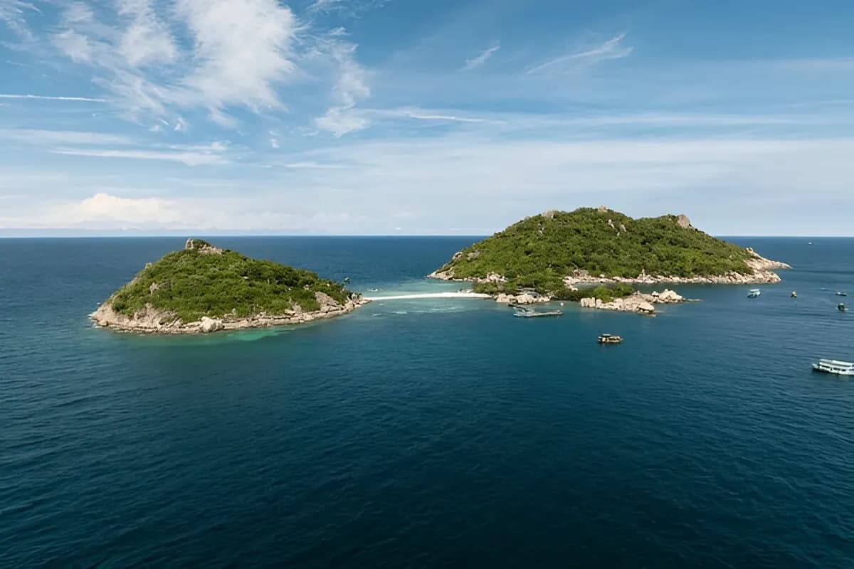 Nang Yuan Island