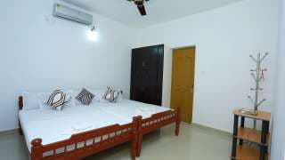 ALMA'S TOURIST HOMES