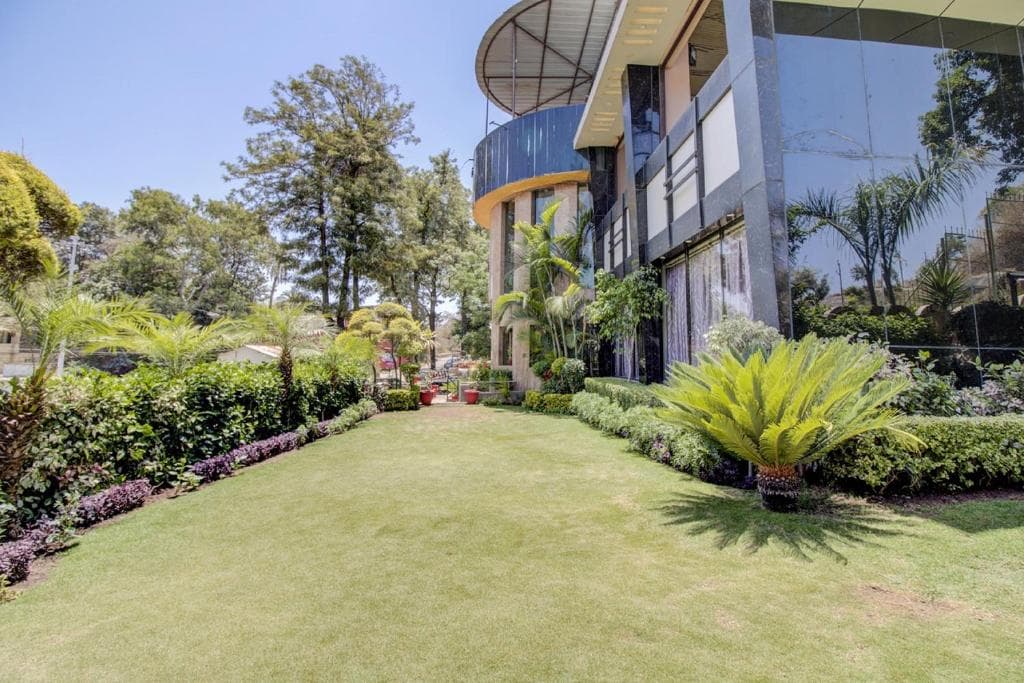 Royale Palace Mount Abu