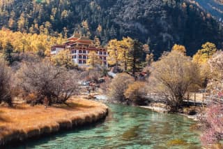 Bhutan Expedition - Explore The Land of Thunder Dragon