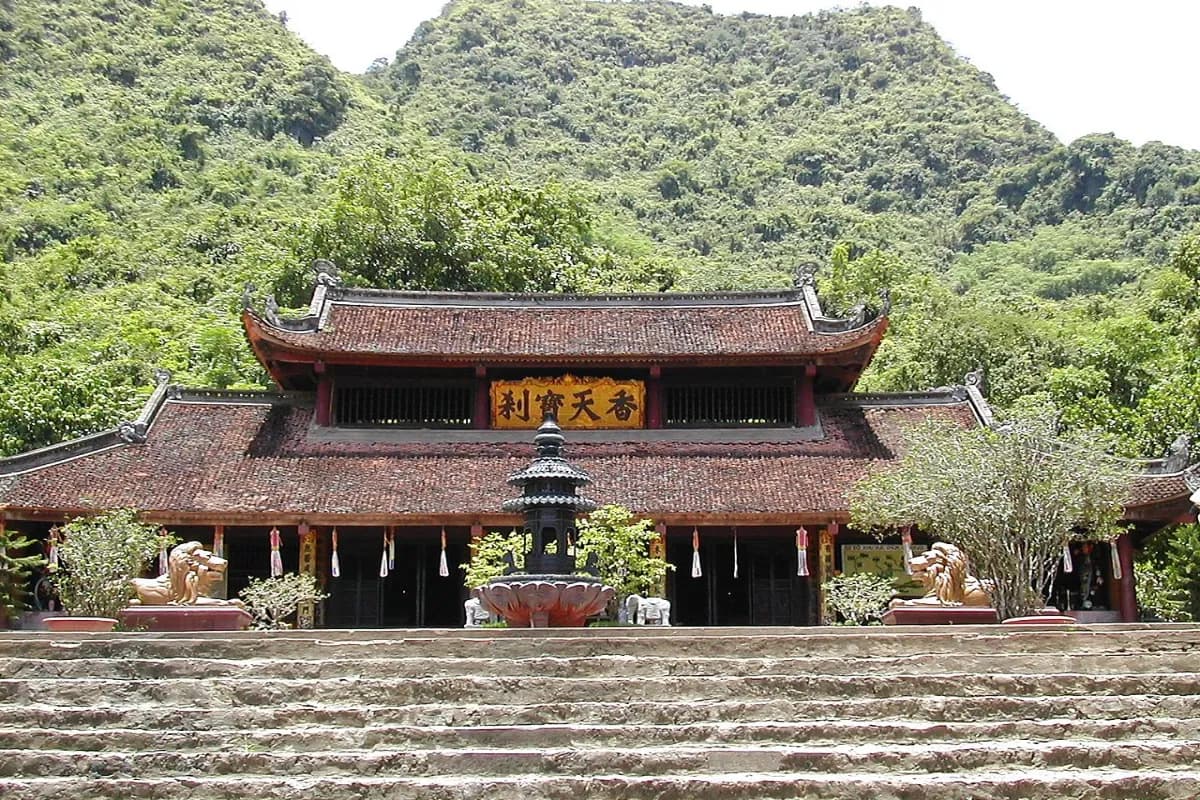 Huong Pagoda