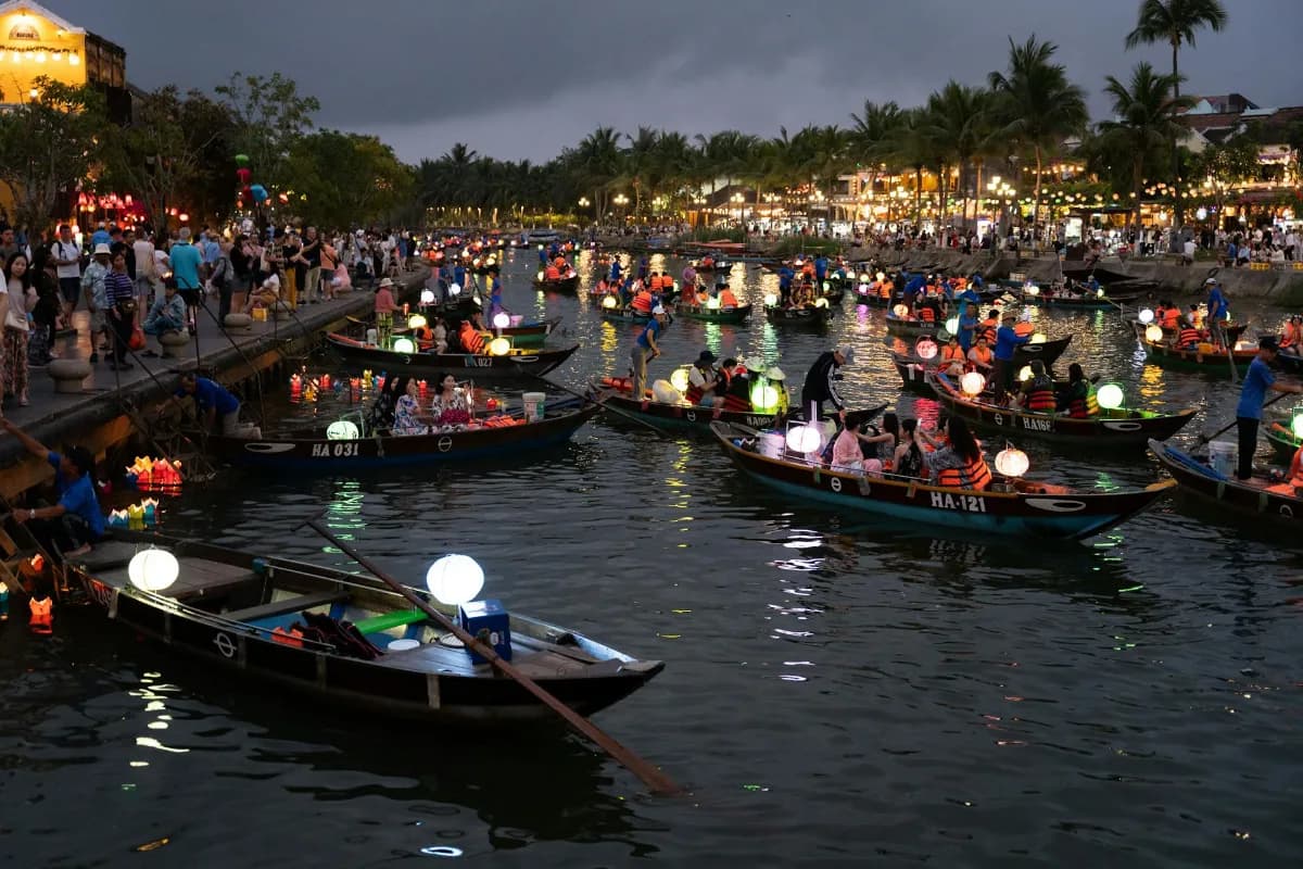 Hoi An Night Market