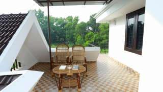 ALMA'S TOURIST HOMES