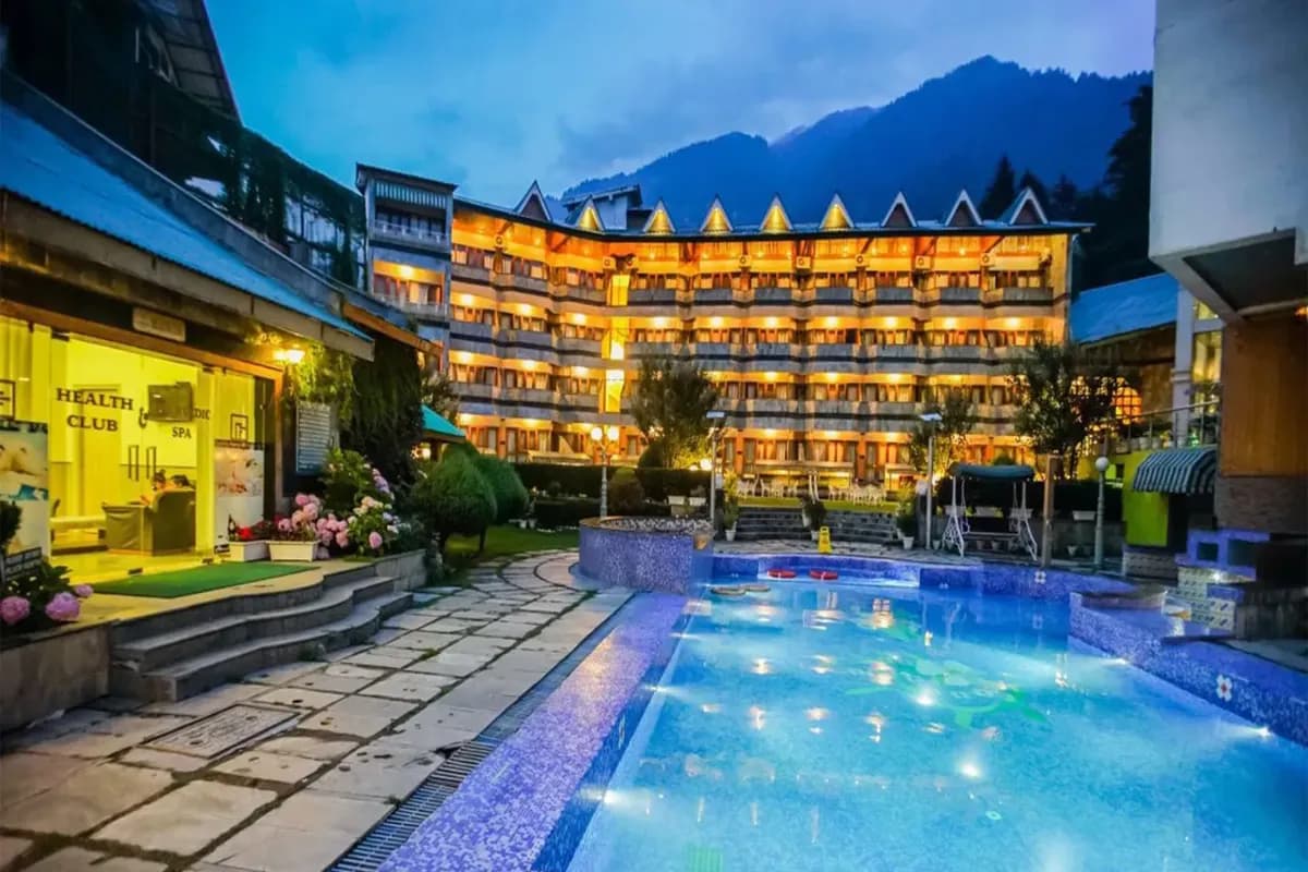 Hotel Piccadily Manali