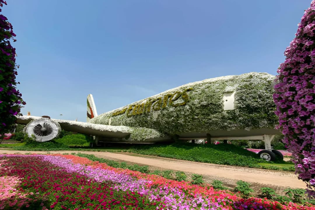 Emirates A380 Display