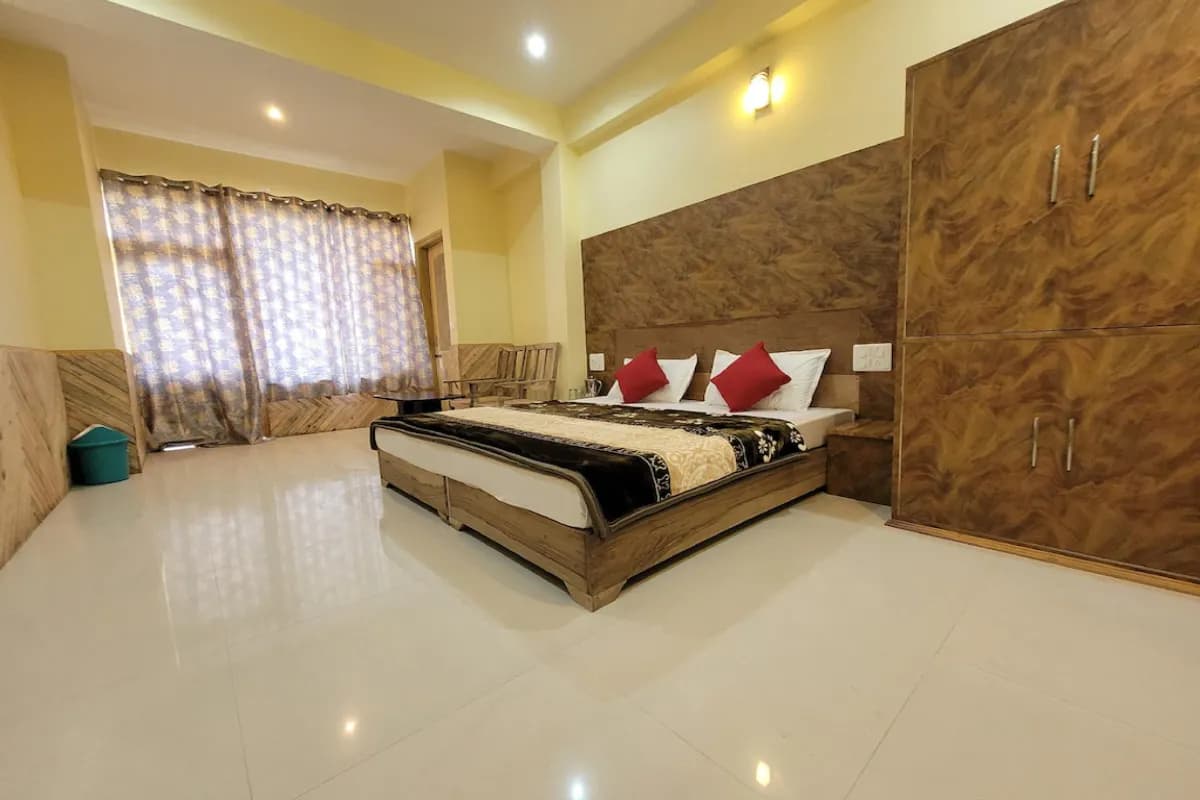 Riva Palace Homestay