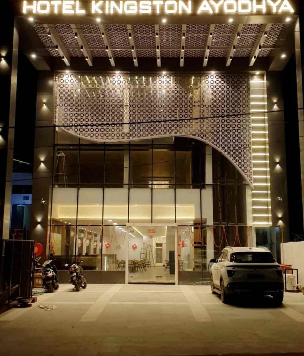 Hotel Kingston Buffet Restaurant, Ayodhya