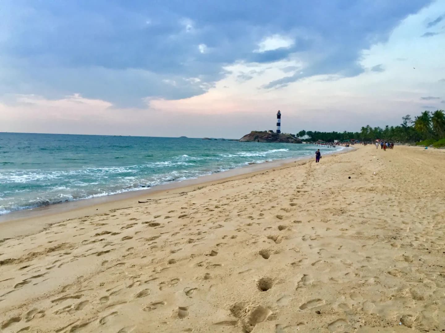 Weekend trip to Puri - Jagannath Temple & Golden Beach