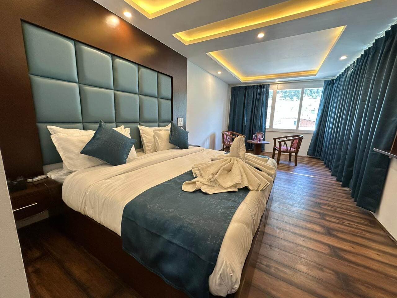Hotel Fifth Season - Pahalgam