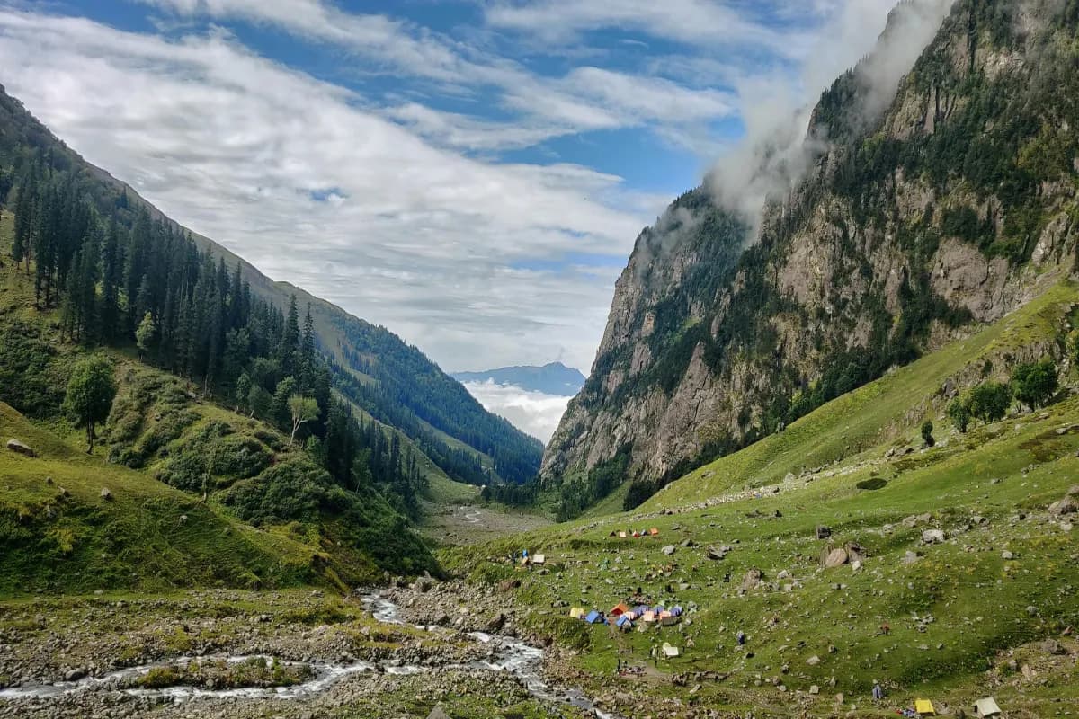 Hampta Pass Trek